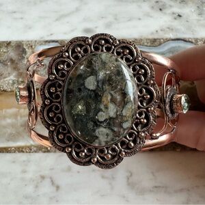 2144 Vintage-Inspired Copper and Stone Bracelet